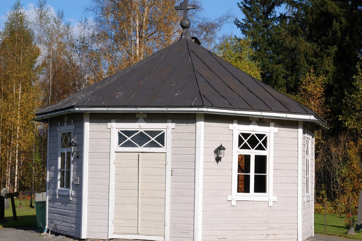 Ähtävän hautauskappeli